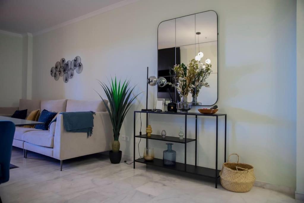 Apartment Luxurious Marbella Retreat With Sea View Terrace Málaga
