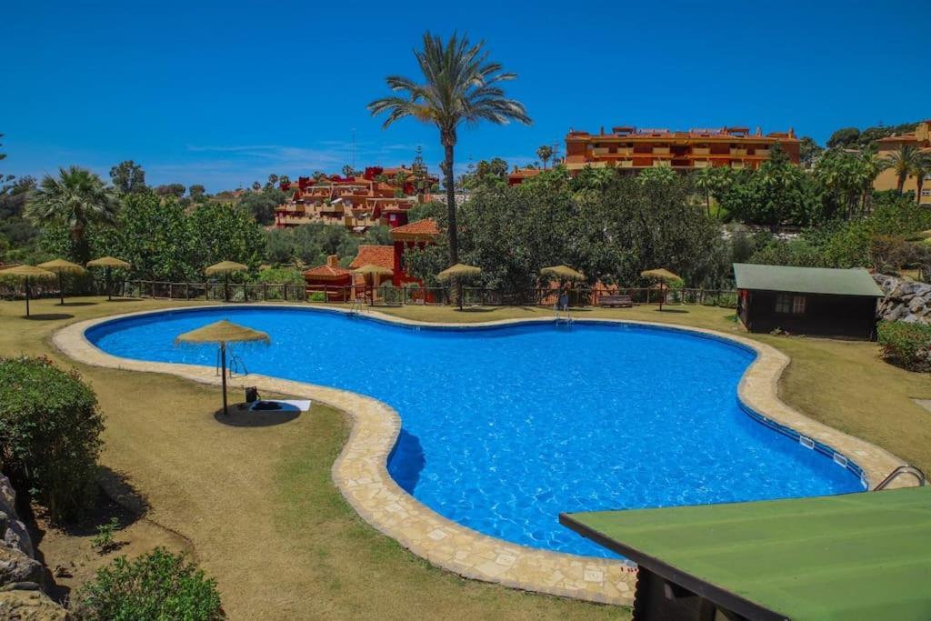 Luxurious Marbella Retreat With Sea View Terrace *